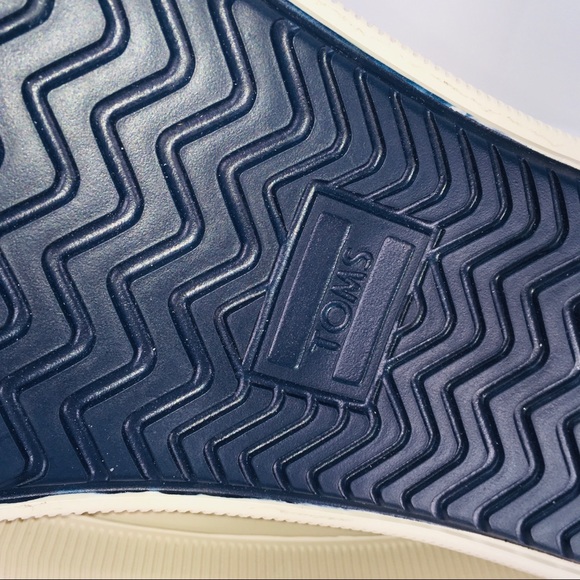 TOMS Trvl Lite Dusty Olive Camo High Top Sneakers - Picture 13 of 14